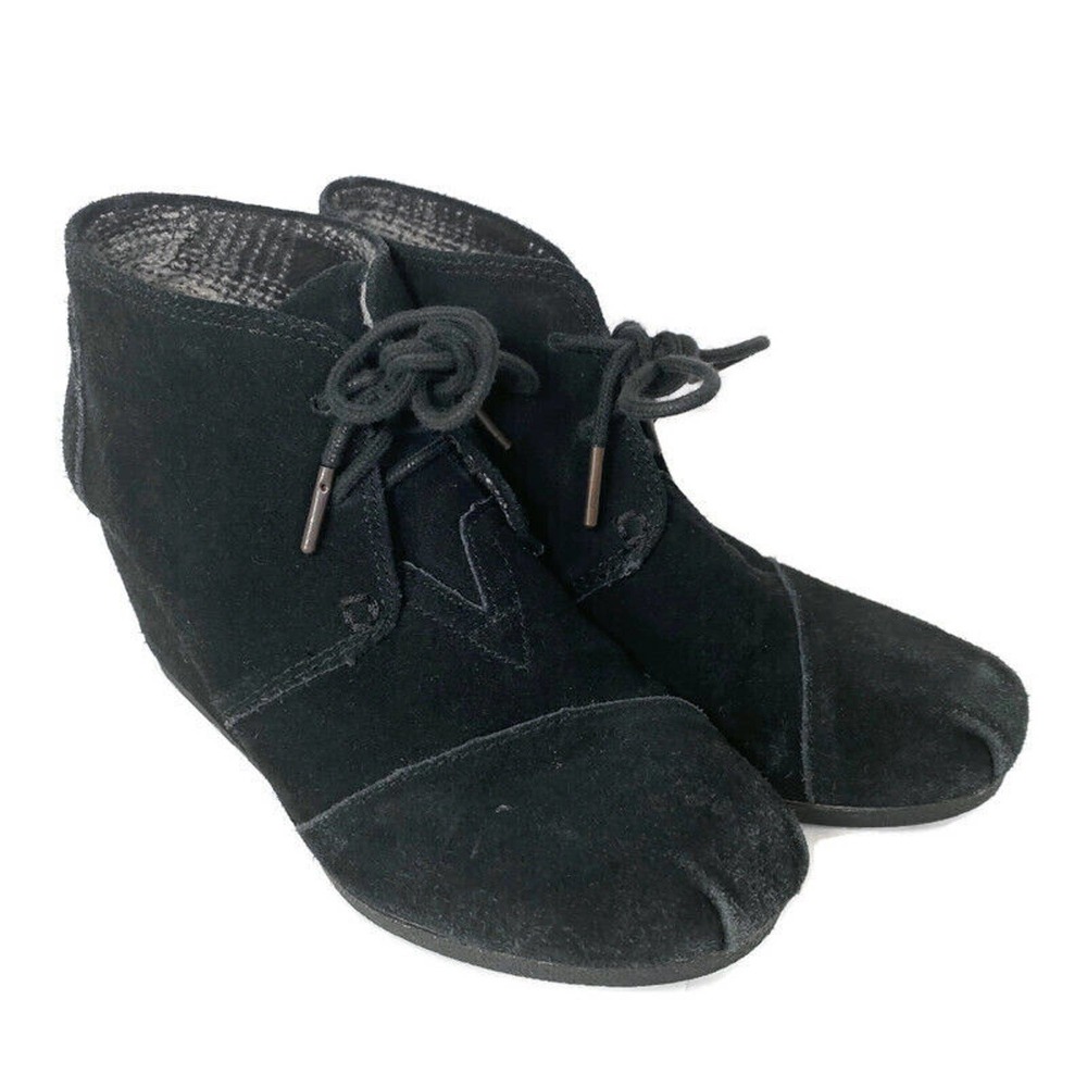 TOM'S Womens 7.5 Black Suede Leather Lace Wedge Heel Ankle Boots Booties